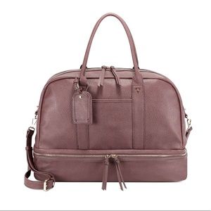 MASON WEEKENDER BAG
Sole Society